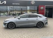 KIA ProCeed 4
