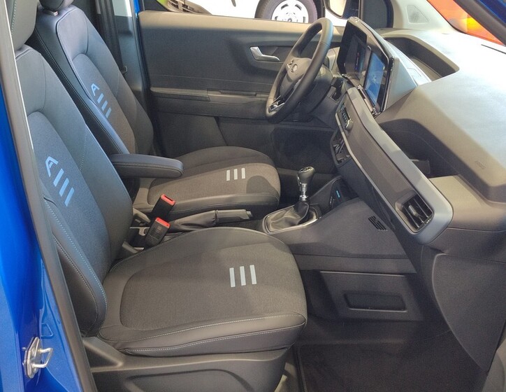 Ford Transit Courier 14
