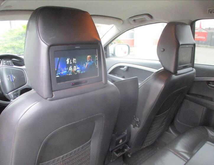 Volvo XC70 22