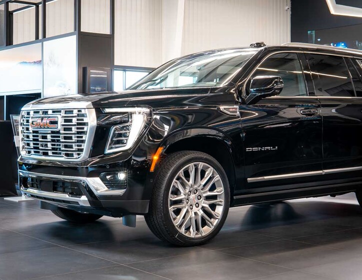 GMC Yukon 15