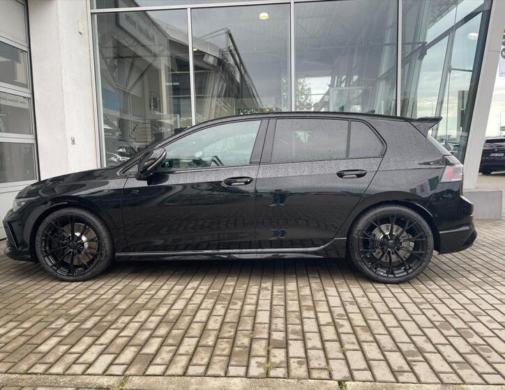 Volkswagen Golf 8