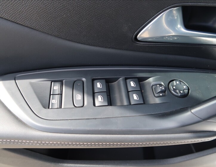 Peugeot 308 15