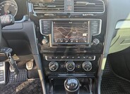 Volkswagen Golf 12