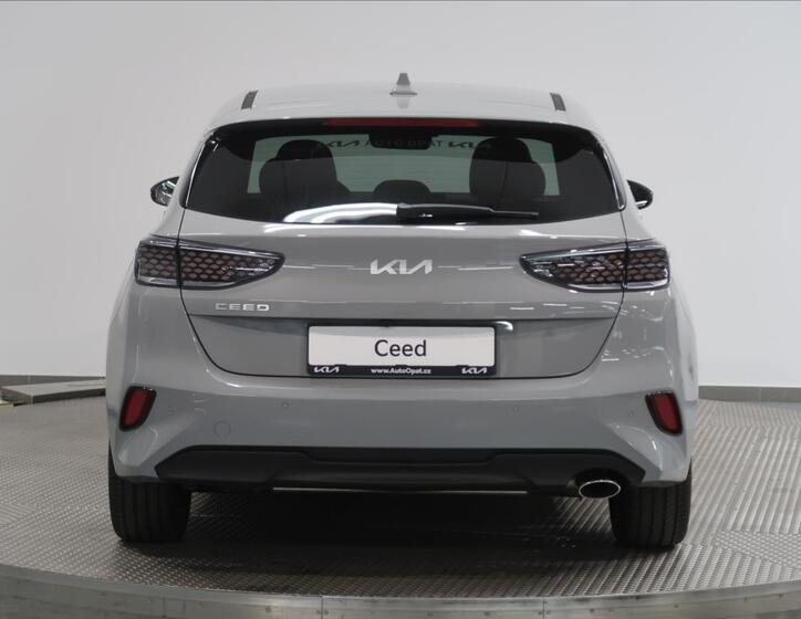 KIA Ceed 9