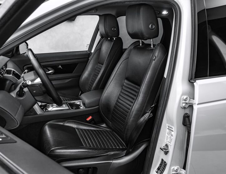 Land Rover Discovery 12