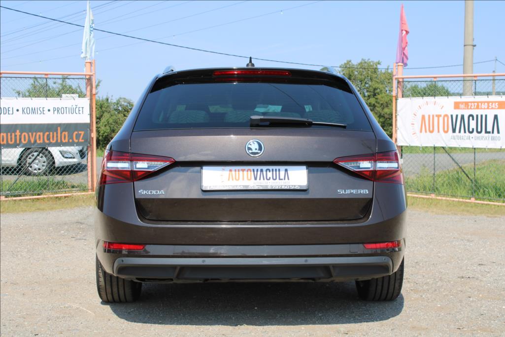 Škoda Superb
