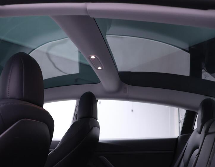 Tesla Model 3 24