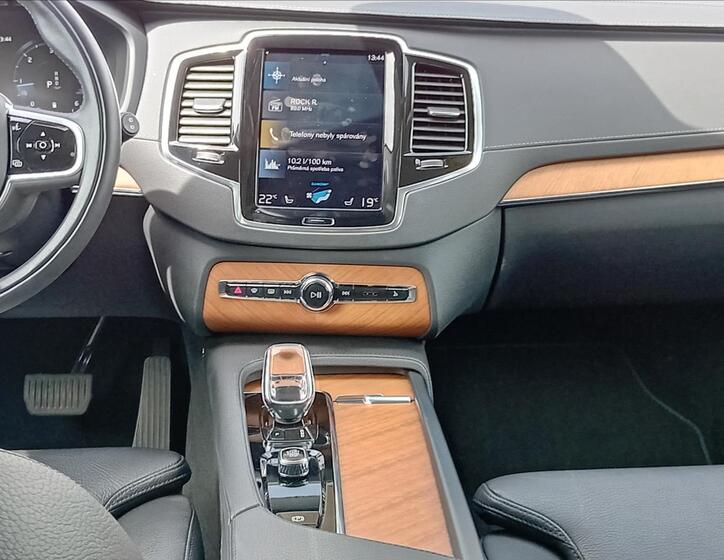 Volvo XC90 18