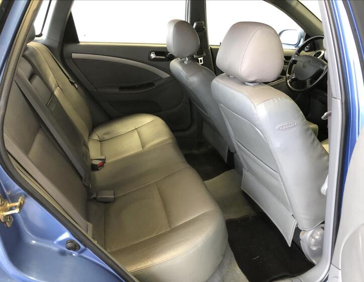 Chevrolet Nubira 11