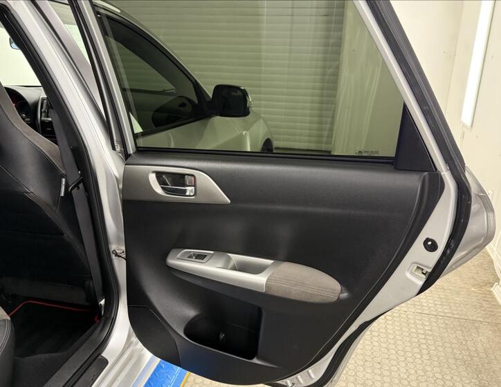 Subaru Impreza 25