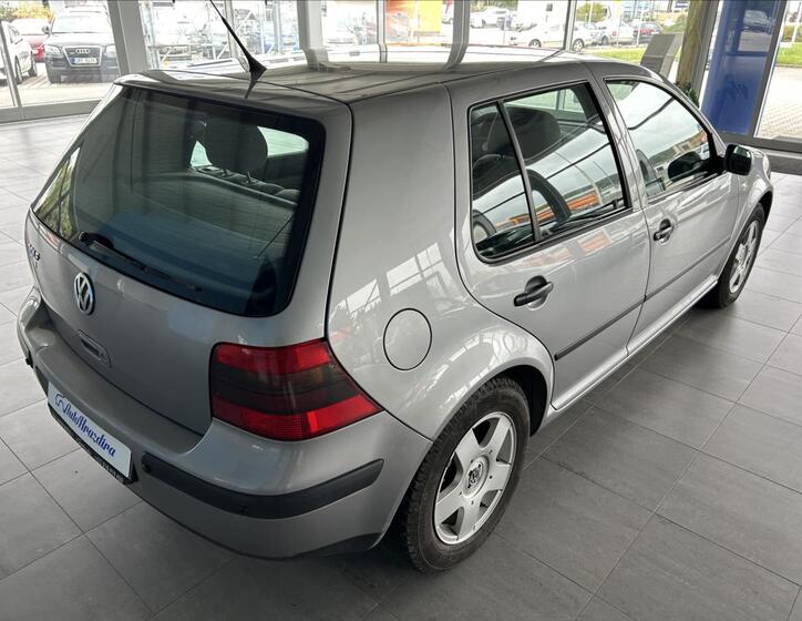 Volkswagen Golf 6