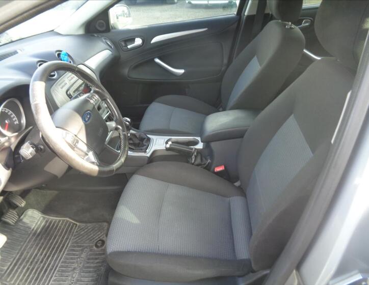 Ford Mondeo 8