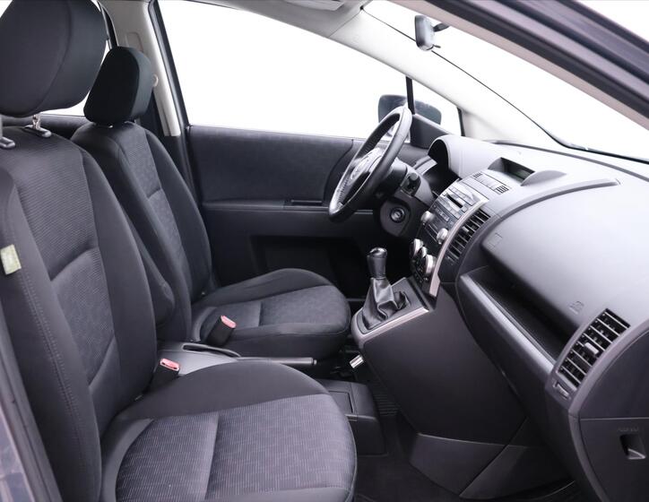 Mazda 5 13