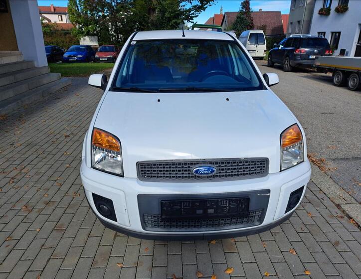 Ford Fusion 2