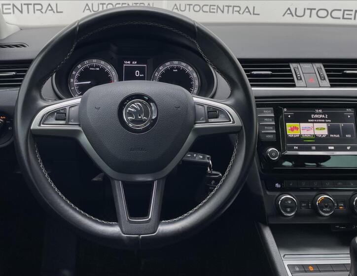 Škoda Octavia 14
