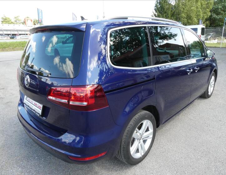 Volkswagen Sharan 9