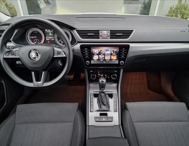 Škoda Superb 24