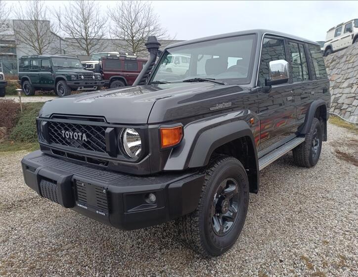 Toyota Land Cruiser 3