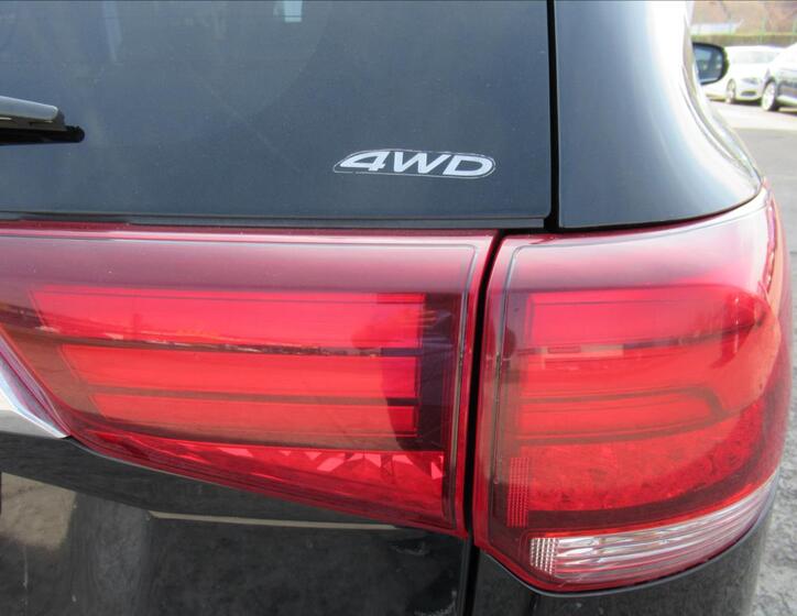 Mitsubishi Outlander 7