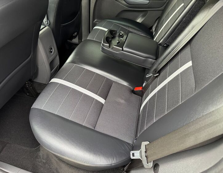 Ford Kuga 17