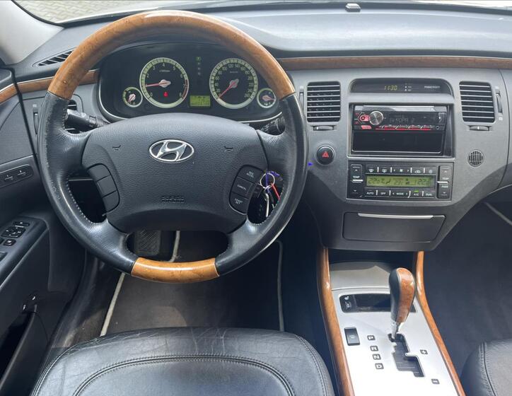 Hyundai Grandeur 11