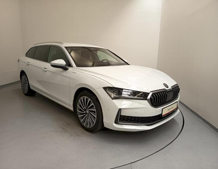 Škoda Superb 6