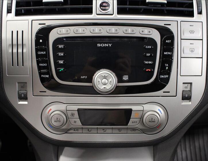 Ford Kuga 25