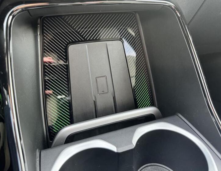 BMW iX1 16