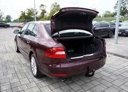 Škoda Superb 11