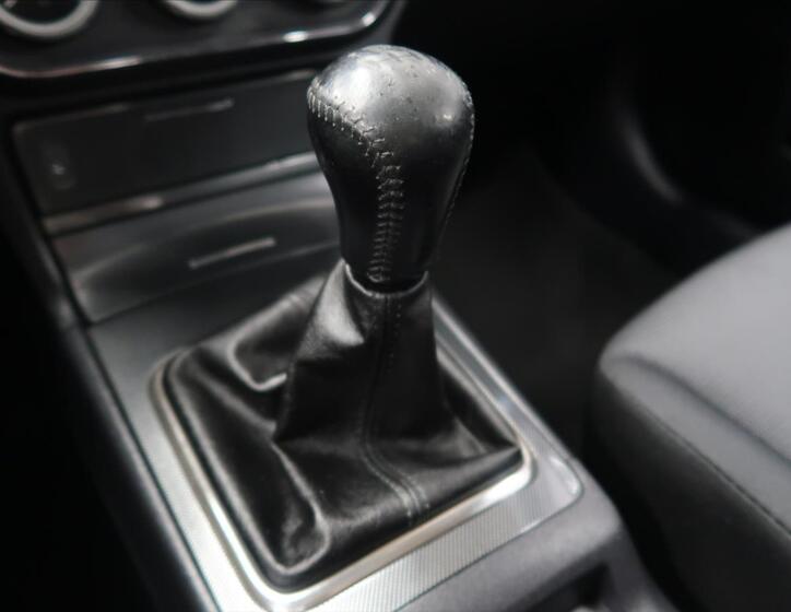 Mitsubishi Lancer 27