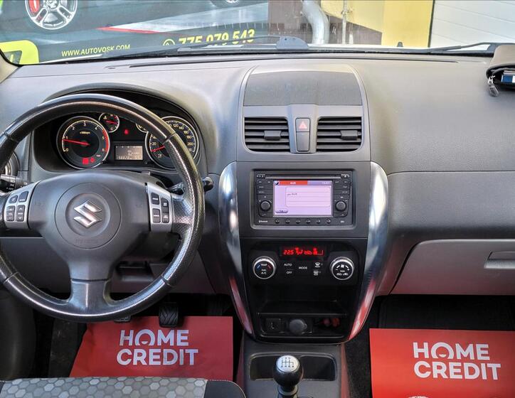 Suzuki SX4 28