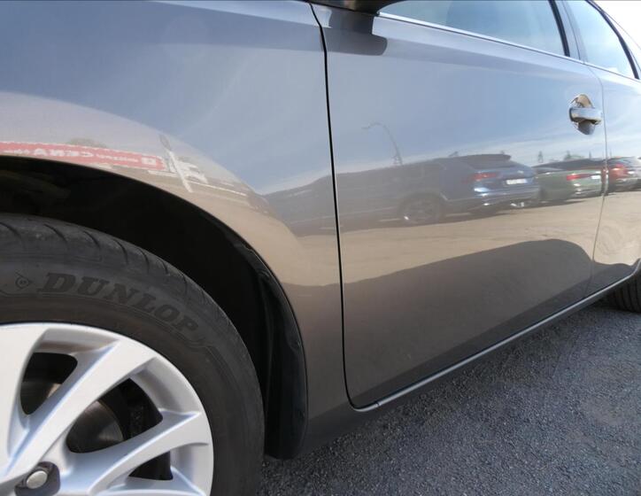 Toyota Auris 16