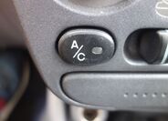 Hyundai Accent 28