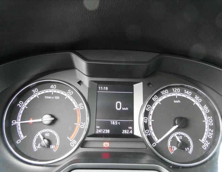 Škoda Octavia 32