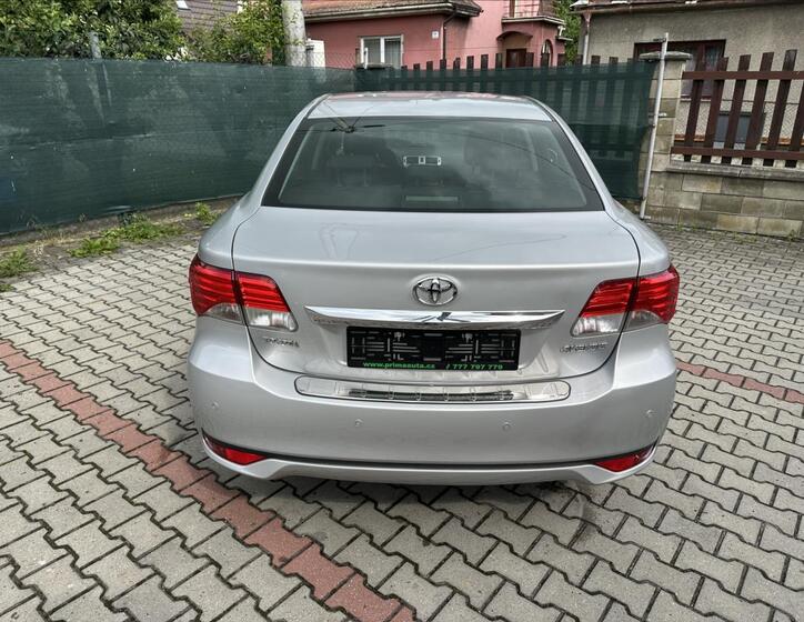 Toyota Avensis 6