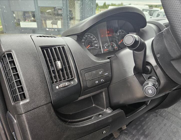 Peugeot Boxer 8