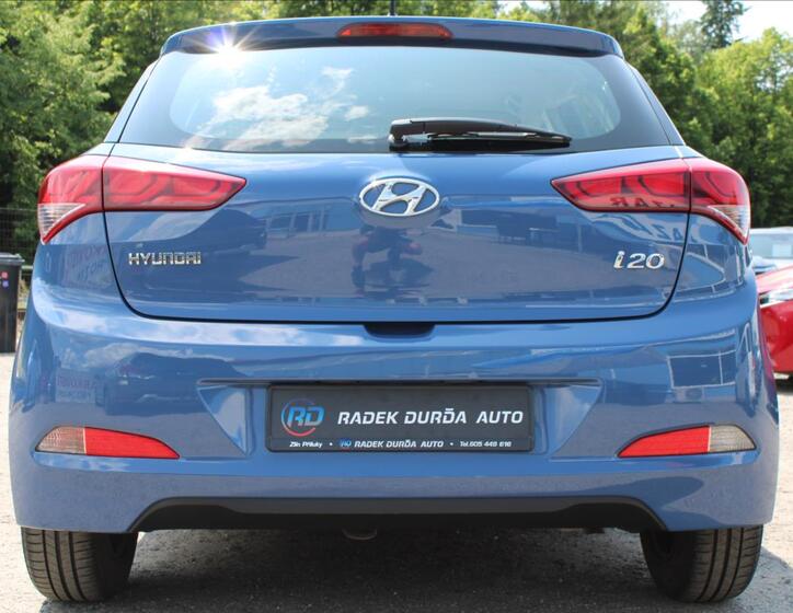 Hyundai i20 6