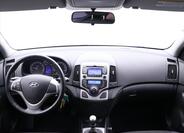 Hyundai i30 26