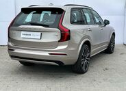 Volvo XC90 27