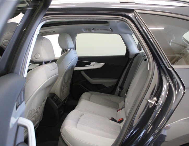 Audi A4 Allroad 7