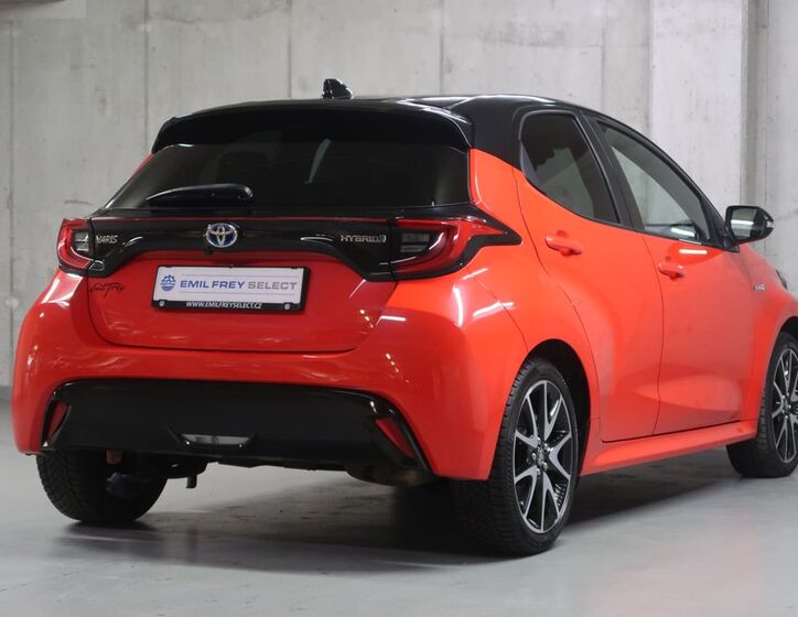 Toyota Yaris 5