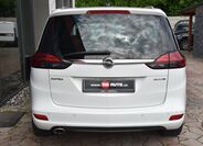 Opel Zafira 7