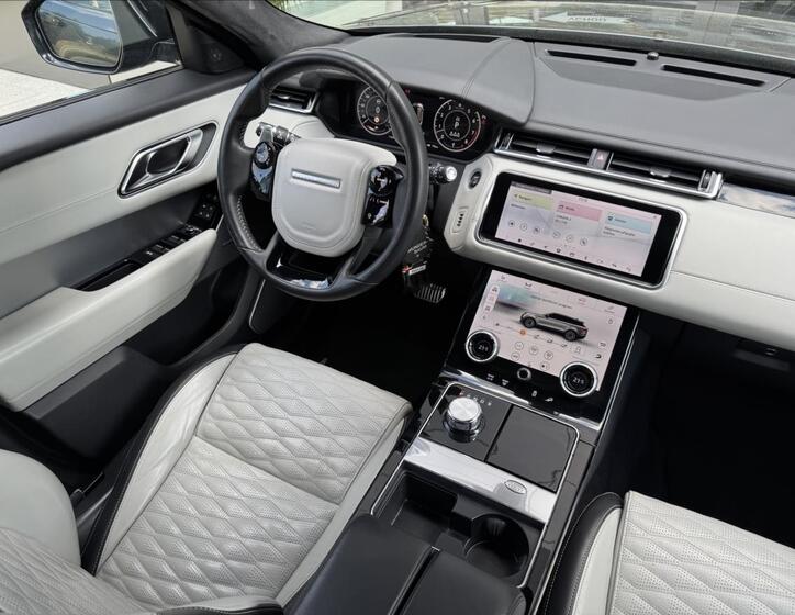Land Rover Range Rover Velar 17
