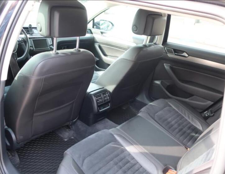 Volkswagen Passat 10