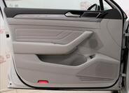 Volkswagen Passat 9