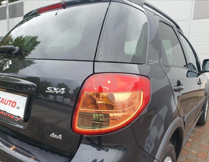 Suzuki SX4 7