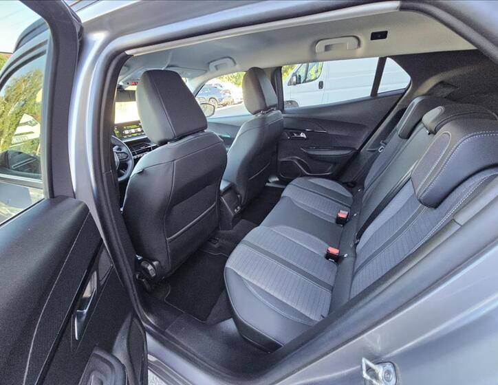 Peugeot 2008 10