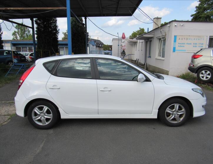 Hyundai i30 8