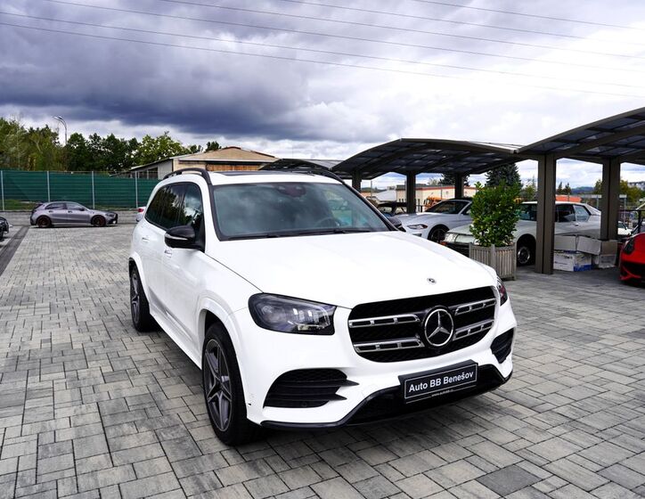 Mercedes-Benz GLS 8