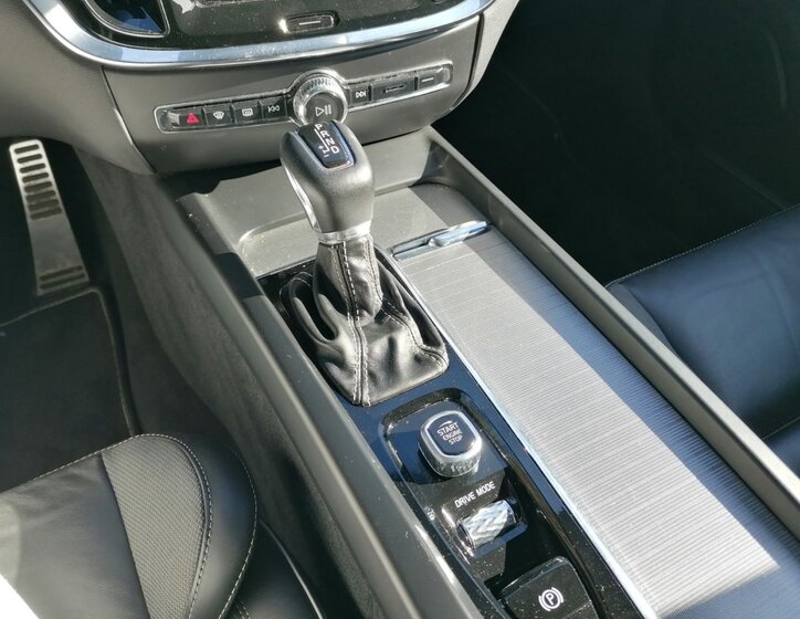 Volvo V60 12